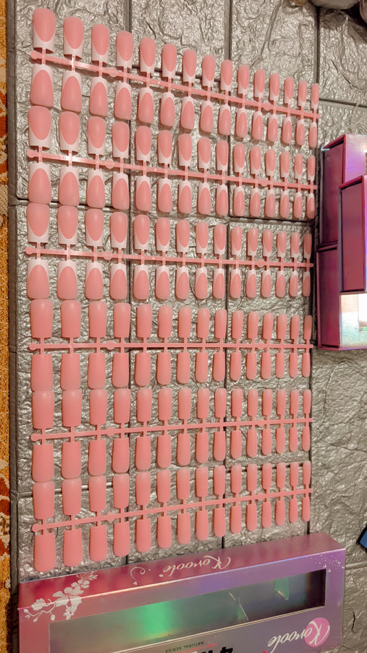 6 Soft gel Nail stick box with 6 nail stickers : 3 french tip 3 simple (koroole brand)