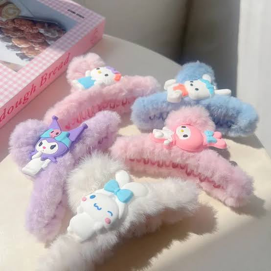 10 different character Fur catchers