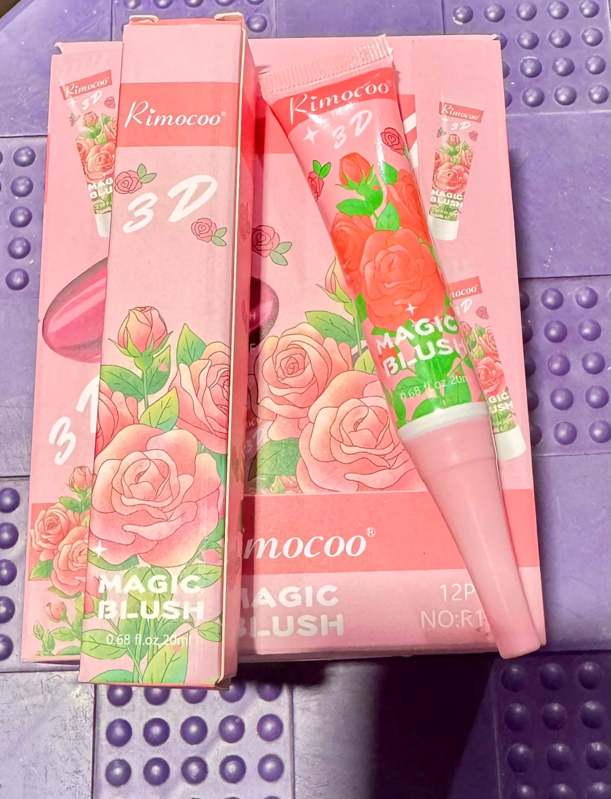 Magic liquid blush