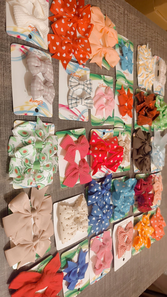 30 beautiful pairs of bow