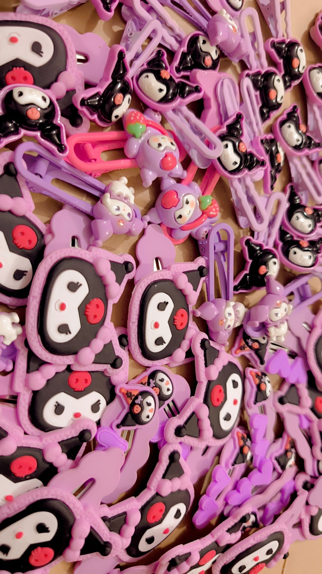 Different character Open metal/ plastic pins