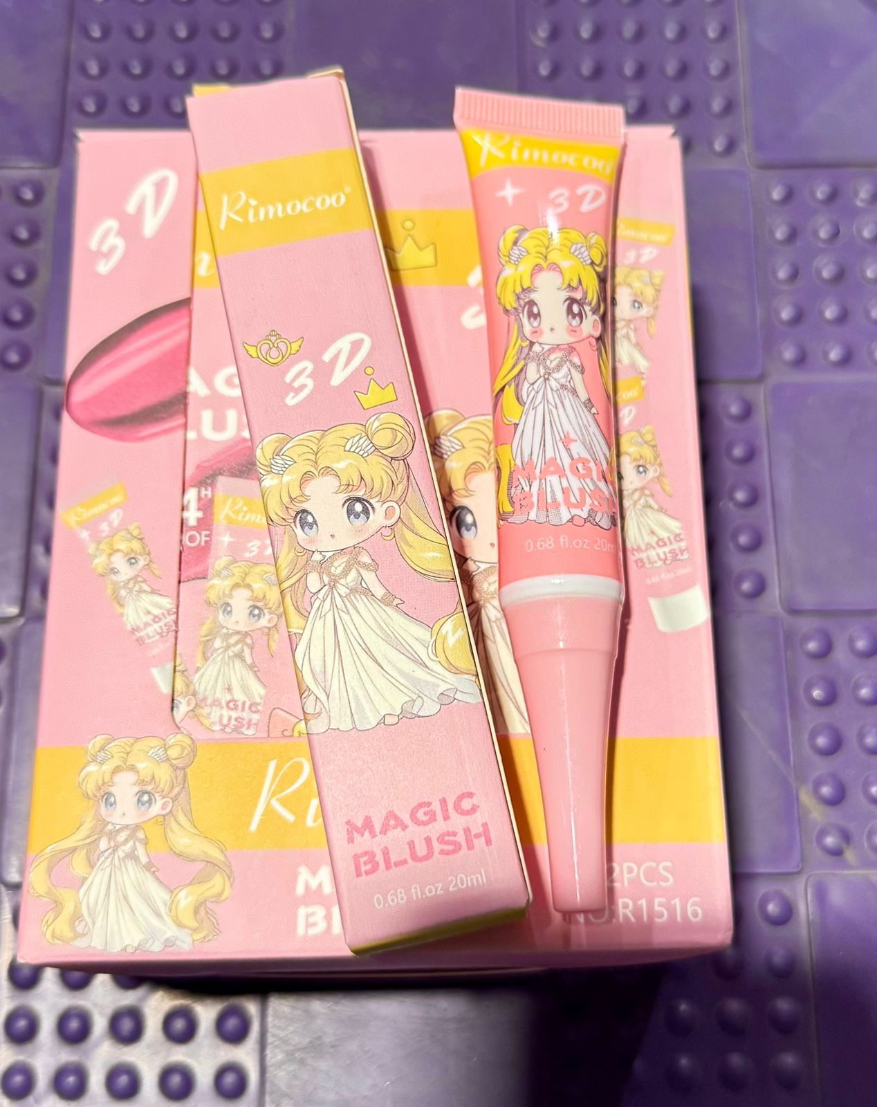 Magic liquid blush