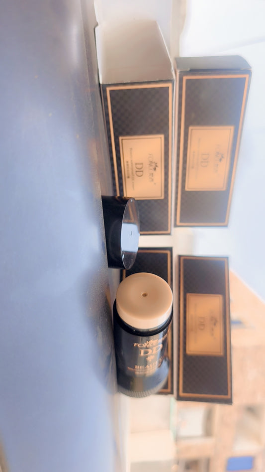 Water proof 2 in 1 foundation+ applying puff
