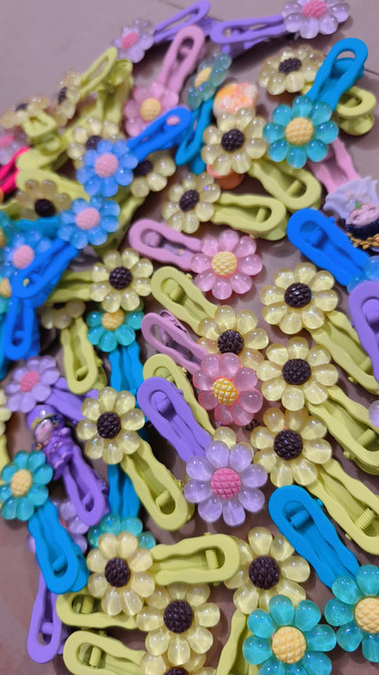 Different character Open metal/ plastic pins