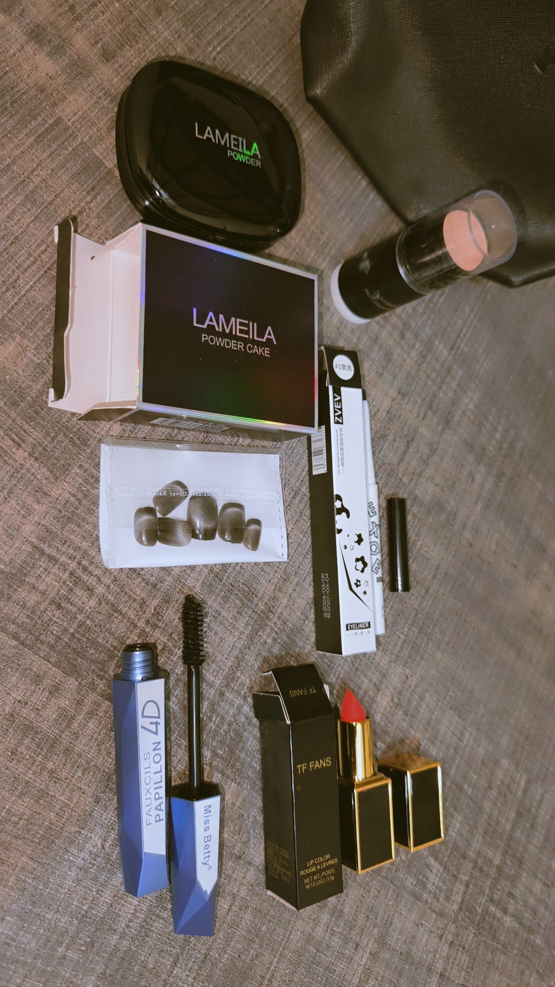 BASIC MAKEUP DEAL