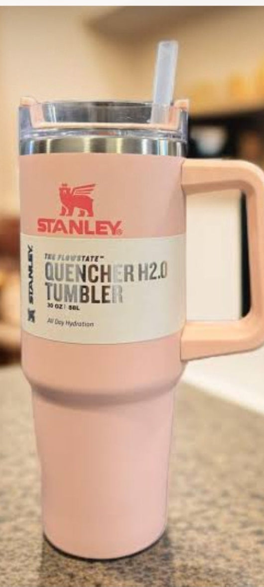Stanley 900 ml tumbler