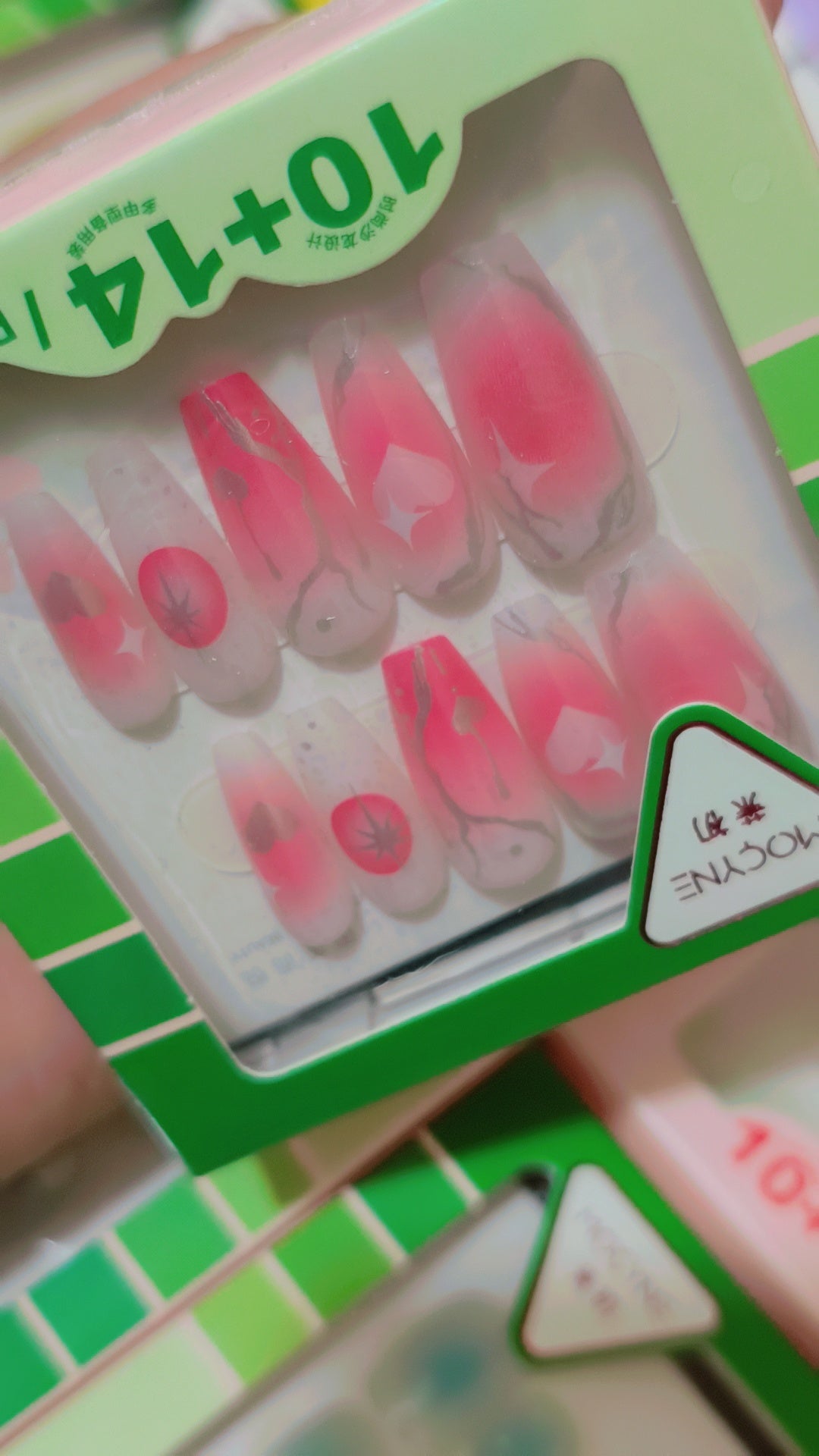 1 kilogram Printed and Fancy nails (plastic box packing nails)