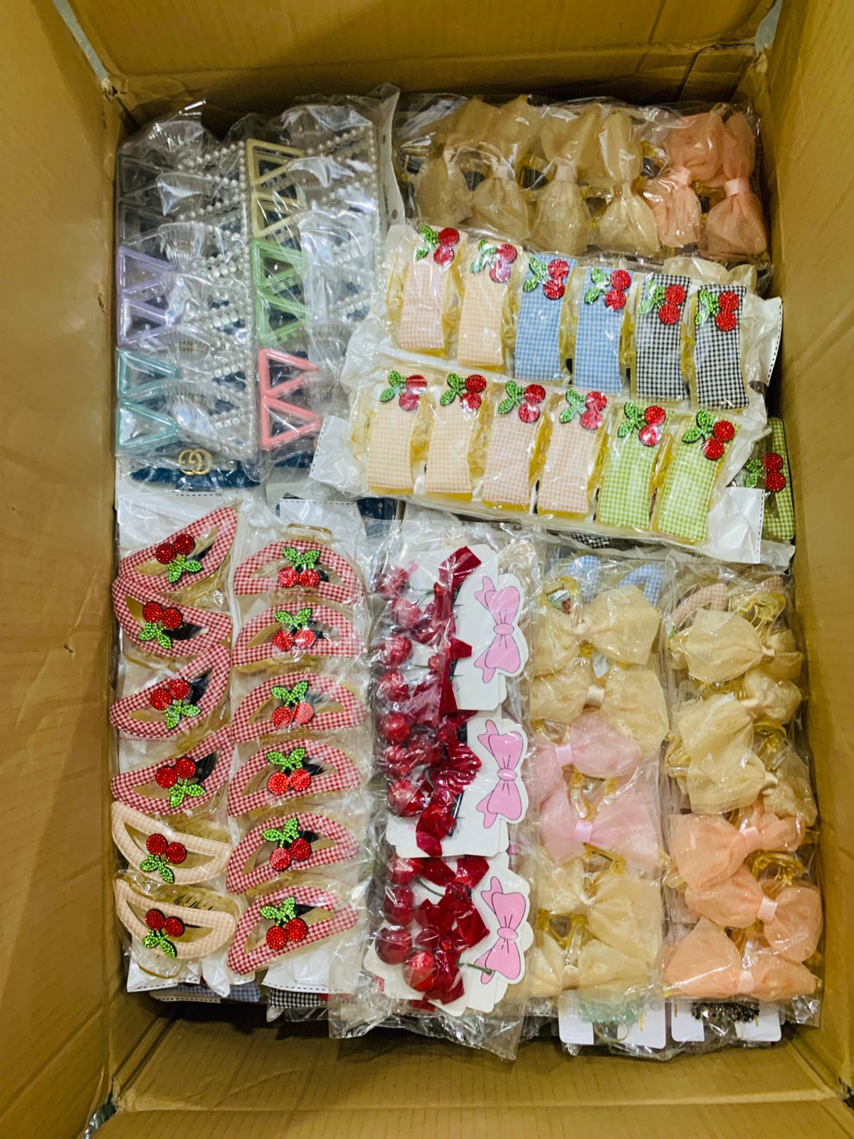 Imported plastic fur mix catchers