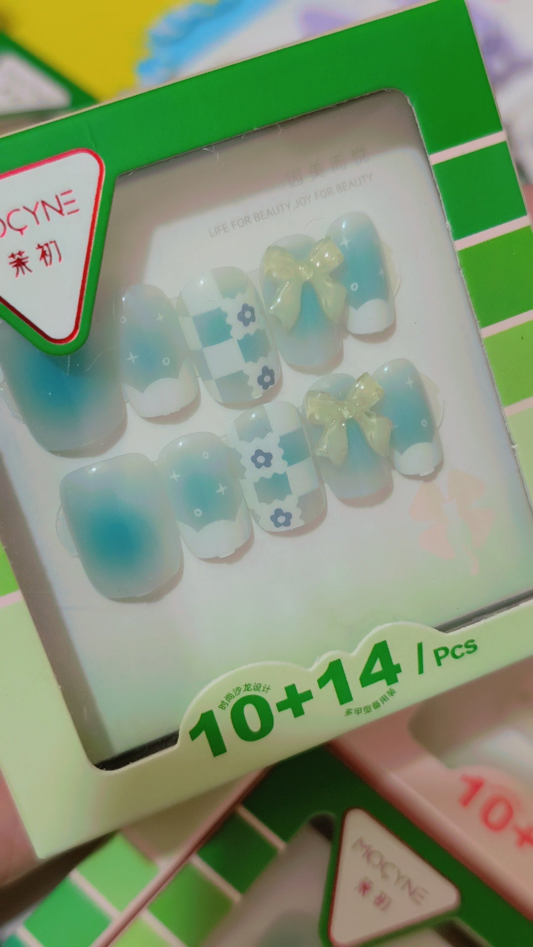 1 kilogram Printed and Fancy nails (plastic box packing nails)