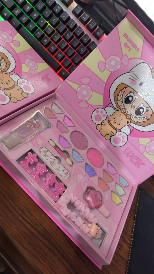 "Beautiful Girl LUCK" children's makeup kit / eyeshadow palette.