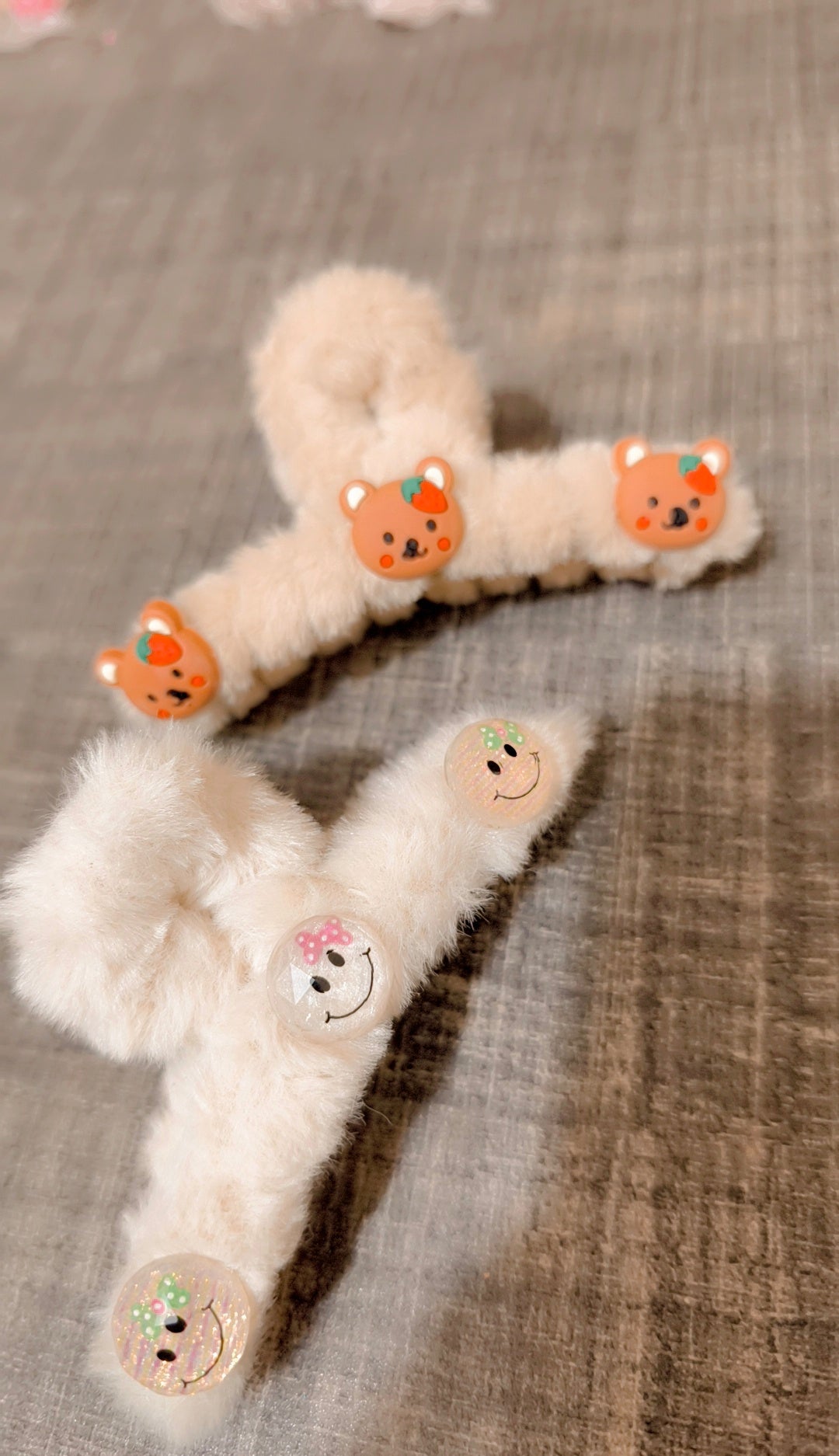 10 different character Fur catchers